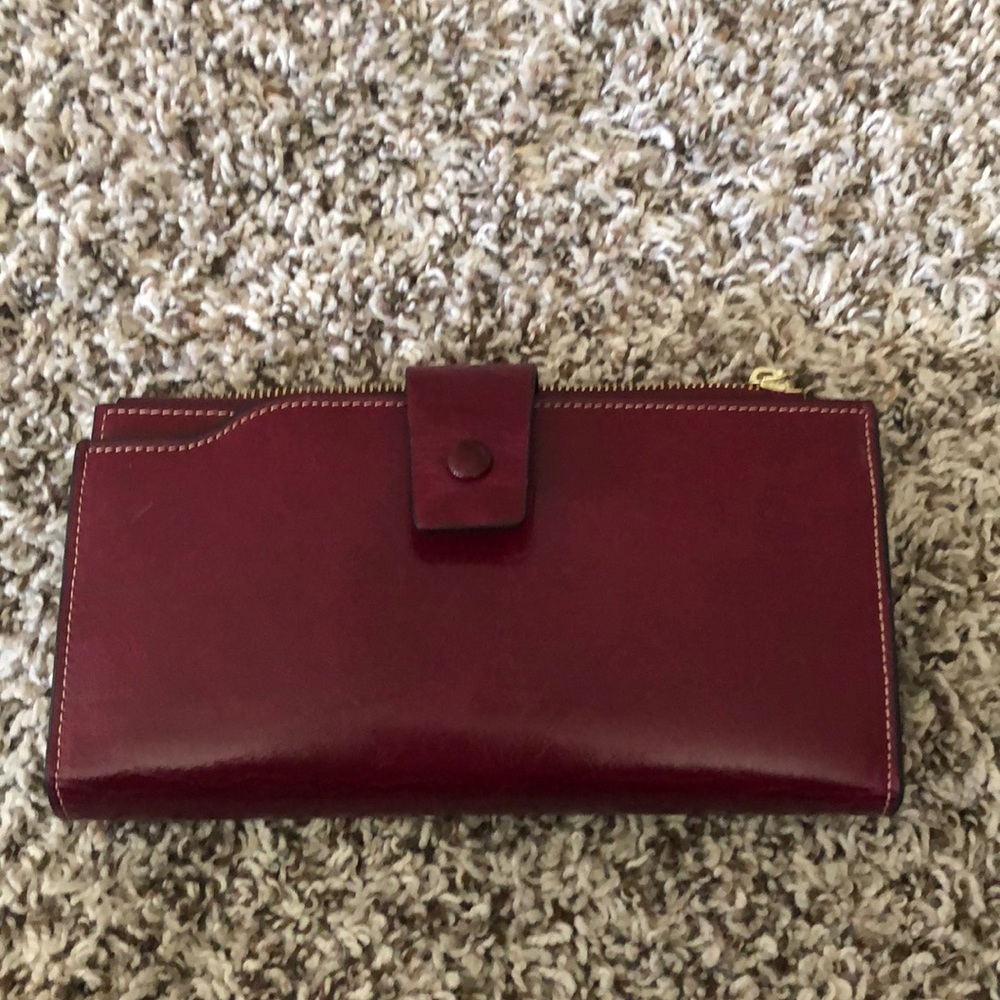 Red wallet